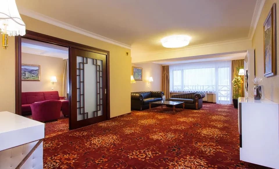 Ile pokoi ma hotel Gołębiewski w Karpaczu? Sprawdź szczegóły!